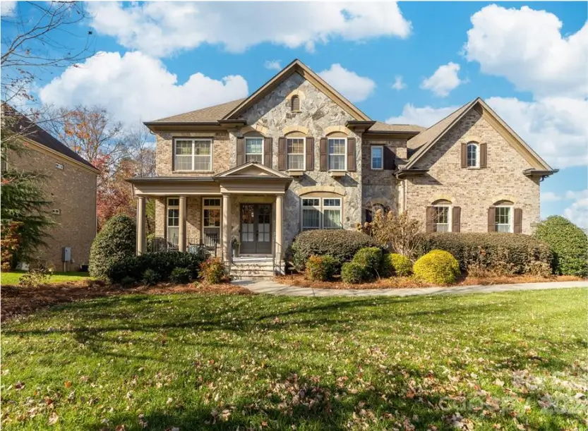 7821 Saddlebrook Drive, Charlotte NC